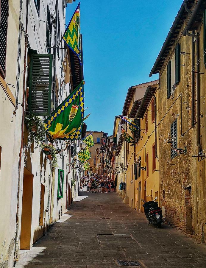 Cozy Apartment In The Heart Of Siena Exterior photo